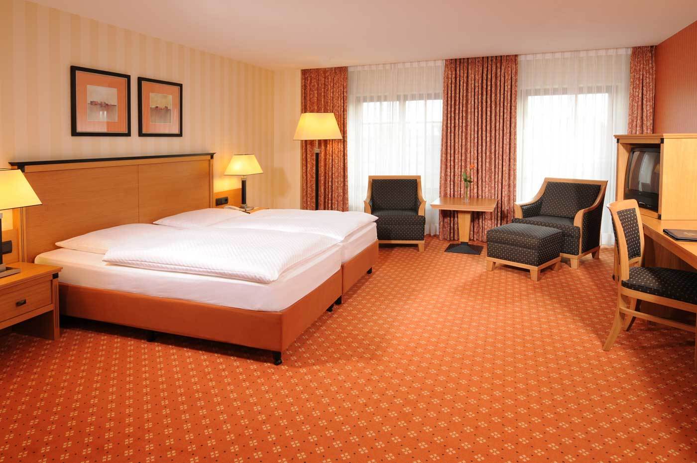 Maritim Hotel Дрезден Экстерьер фото